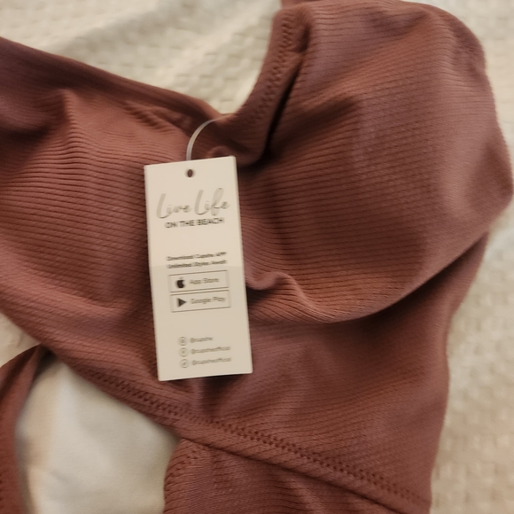 Cupshe Dusty Mauve Cutout  One-Piece Swimsuit - Picture 3 of 4